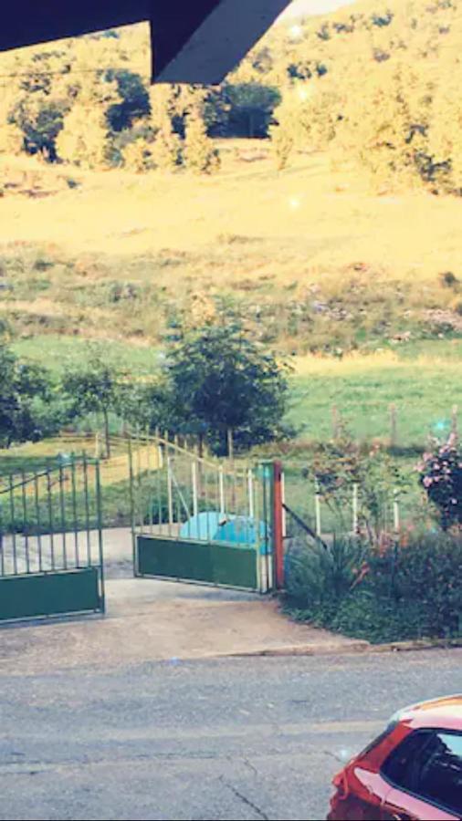 Chambre Familiale A La Ferme Montesquieu-Avantes Buitenkant foto